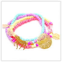 Fleurige Bohemian armbandjes