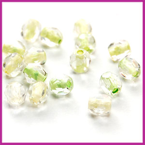 Glaskraal Tsjechisch facet 4mm transp. met lime groene kern