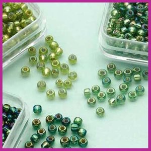 Trio rocailles 8/0 groen silverlined