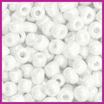 Rocailles 6/0 (4mm) pearl white