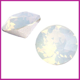 Swarovski puntsteen SS29 (6,2mm) White Opal