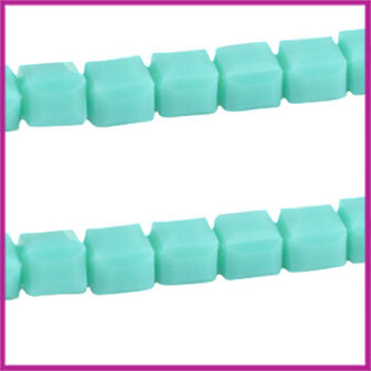 Glaskraal top facet cube 4x4mm Turquoise