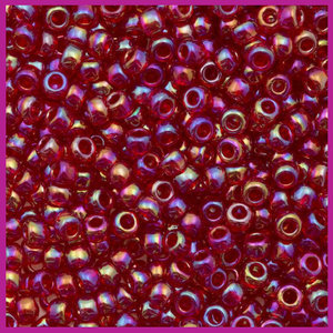 ToHo rocailles 8/0 Transparent Rainbow Ruby