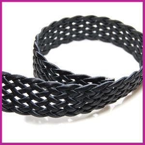Gevlochten leer 24x2,5mm zwart ca. 25cm