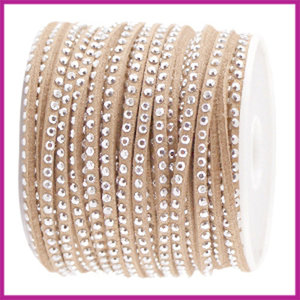 Imitatie suede veter 3mm met strass zilver - soft caramel bruin per 20cm