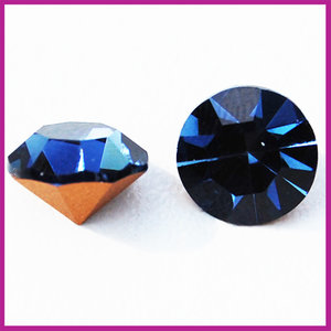 Preciosa puntsteen SS39 (8mm) Montana