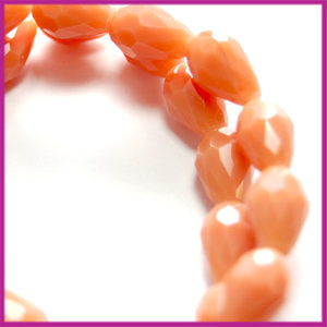 Glaskraal facet druppel 8x11mm Warm stone opaque